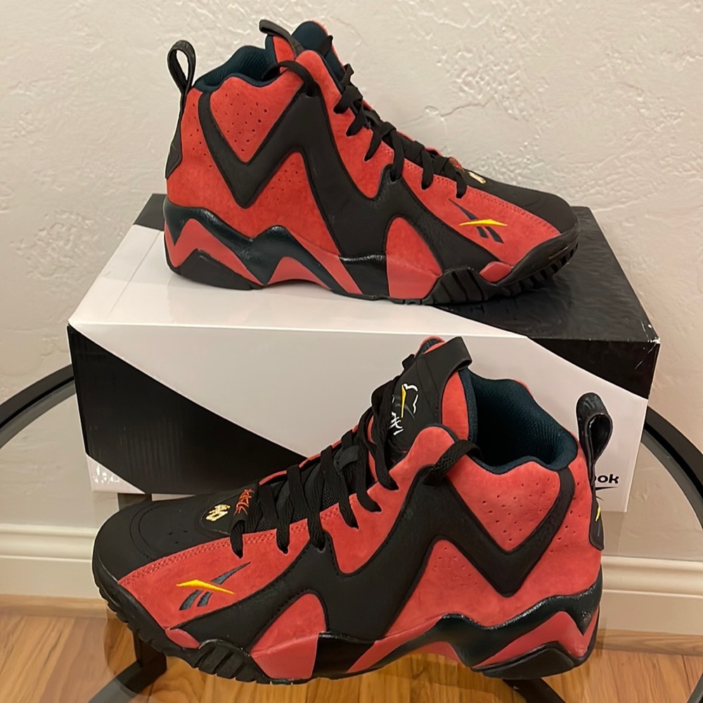 Reebok Shawn Kemp Kamikaze II Mid. “Sonics Alternate.” Men’s 9.5. Used with box.